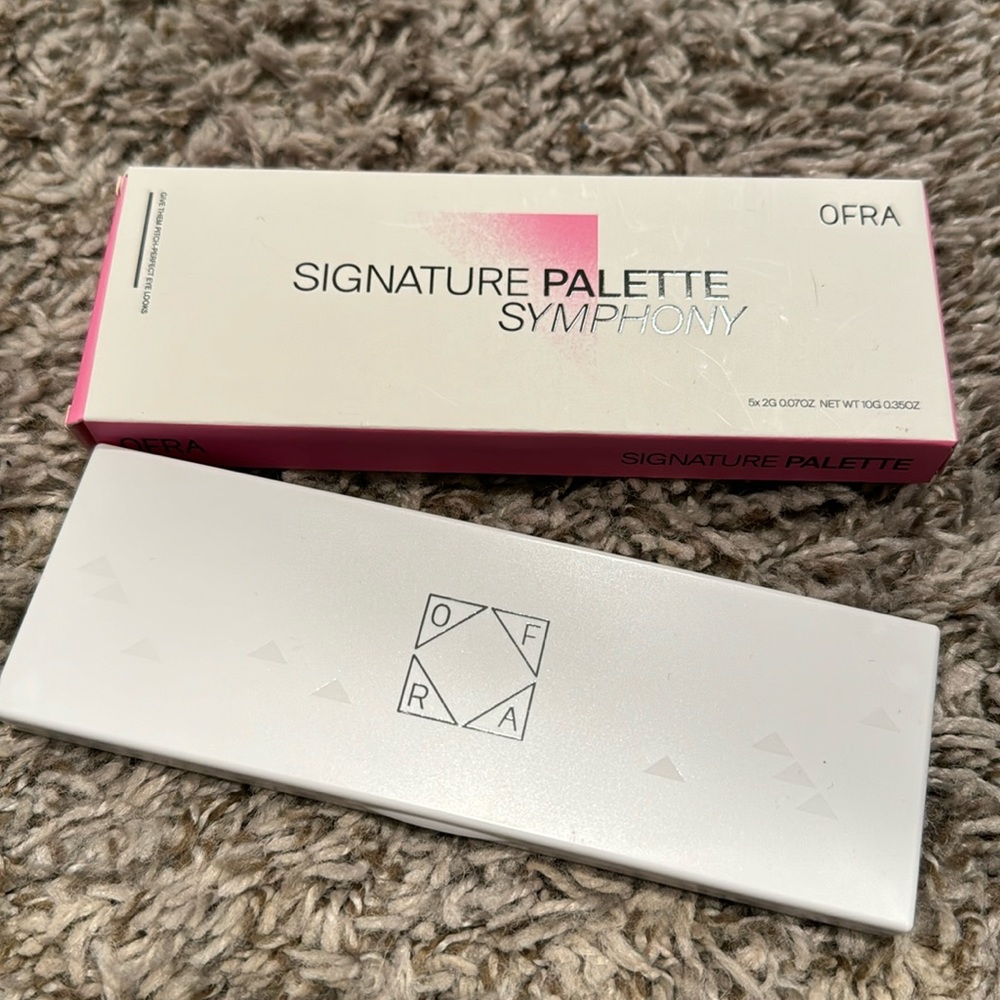 OFRA  signature palette - NEW